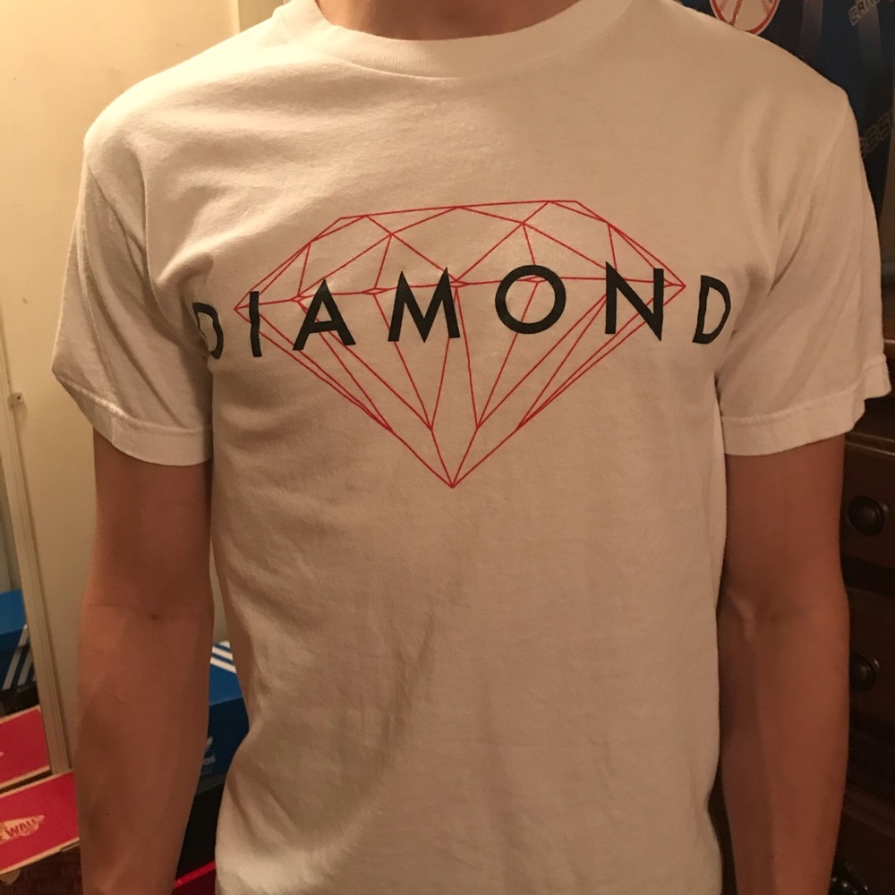 DIAMOND tee